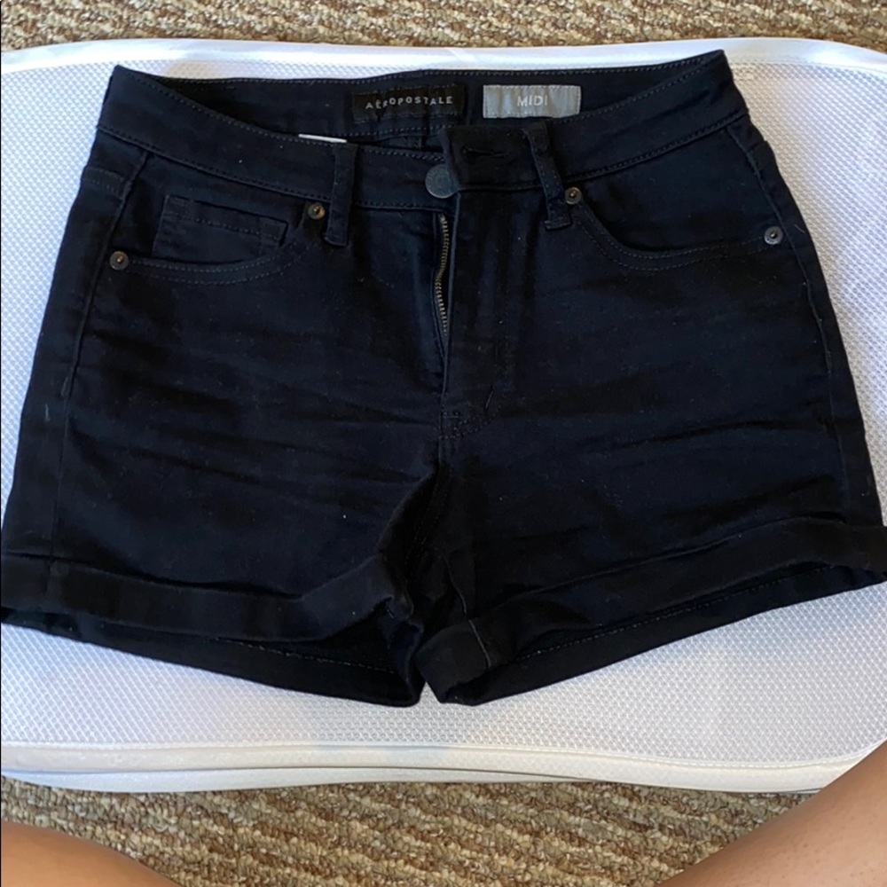 Black Midi shorts